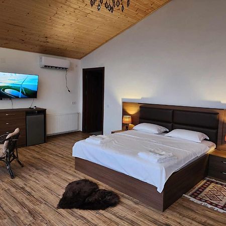 Guest House Kusika Szenaki Kültér fotó