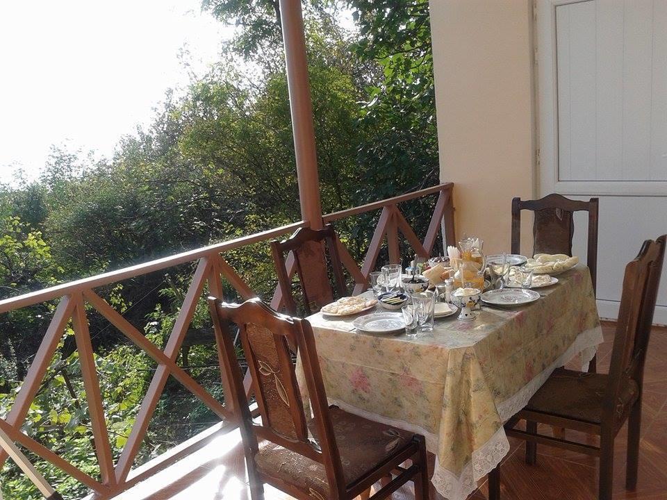 Guest House Kusika Szenaki Kültér fotó